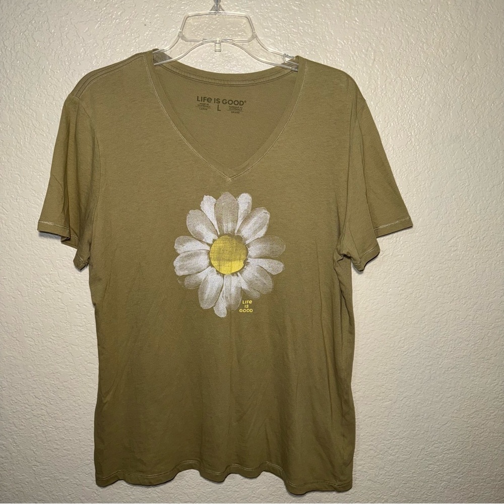 Life Is Good Daisy Graphic Tee Women’s L Olive Green Cottagecore Casual
